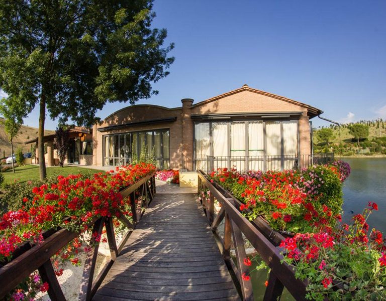 il-lago_001-2-768x600